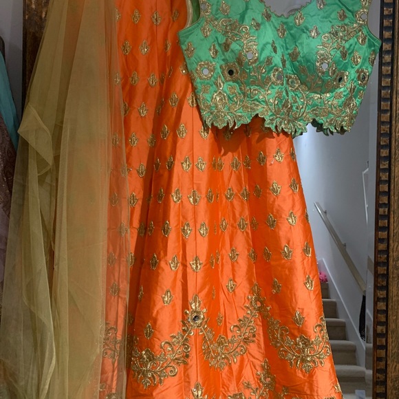 Beautiful festive colour combinations lenghas - Picture 2 of 6